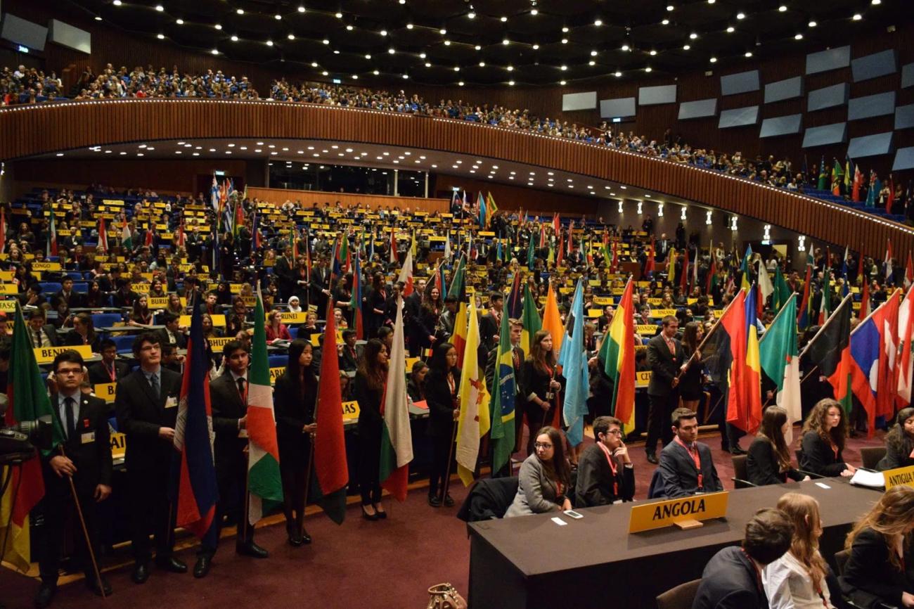 Model UN num lugar estrangeiro